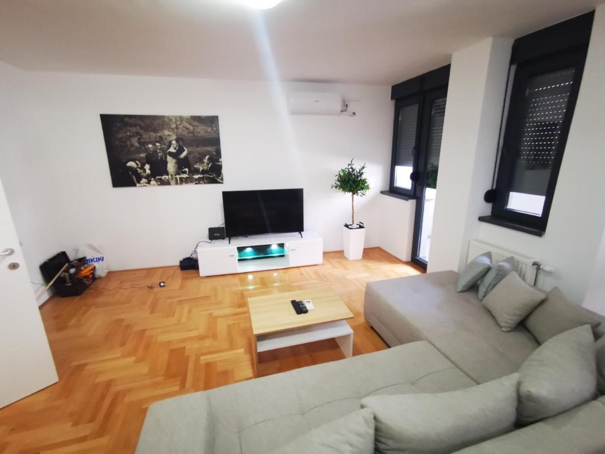 Riviera Apartments Ni المظهر الخارجي الصورة