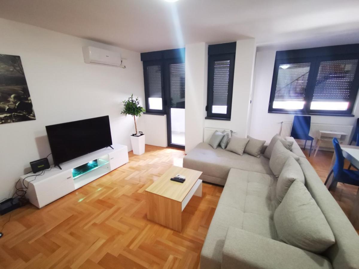 Riviera Apartments Ni المظهر الخارجي الصورة