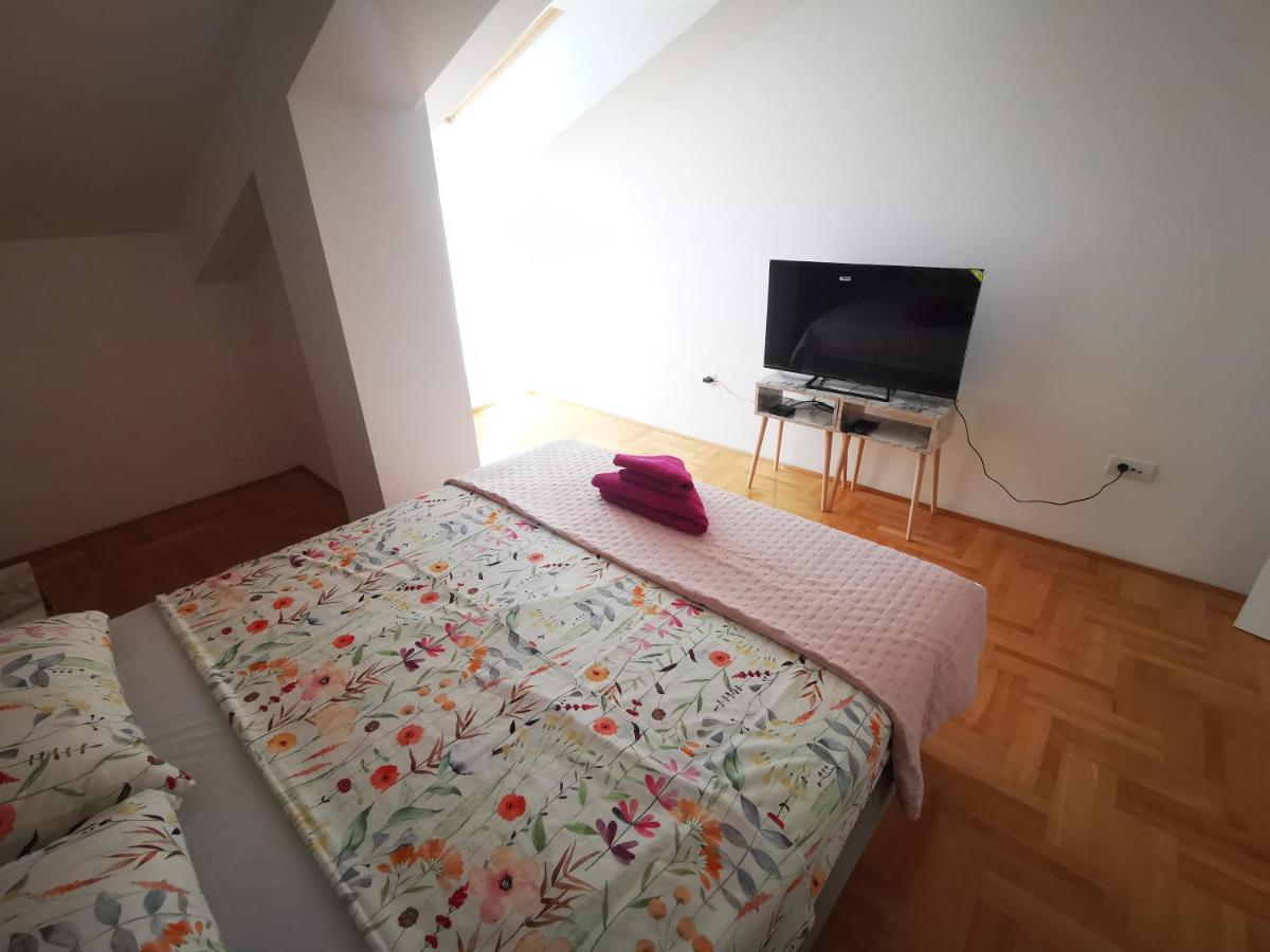 Riviera Apartments Ni المظهر الخارجي الصورة